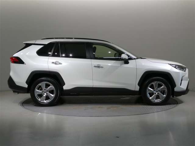 Toyota RAV4 8