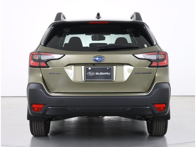 Subaru Legacy Outback 4