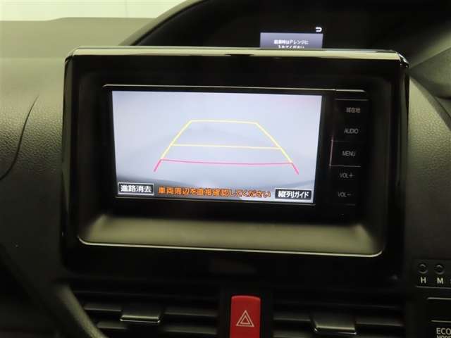 Toyota Voxy 12