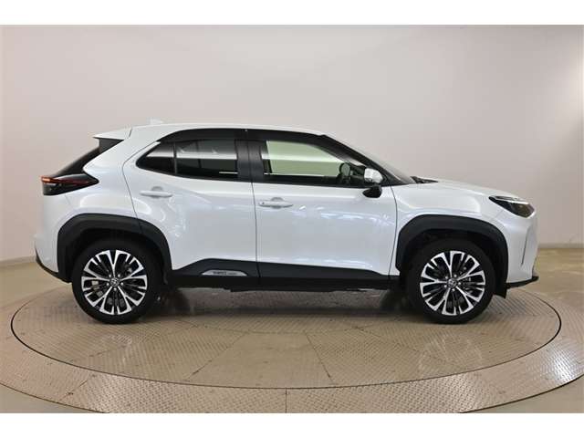 Toyota Yaris Cross 4