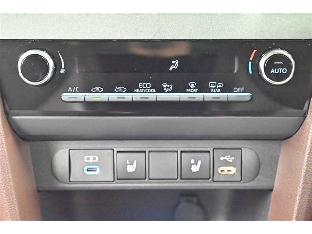 Toyota Yaris Cross 8