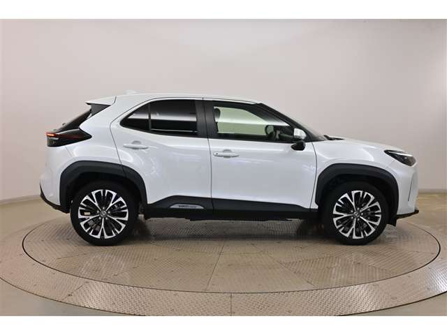 Toyota Yaris Cross 4