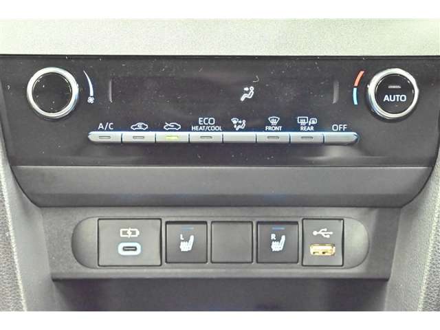 Toyota Yaris Cross 8