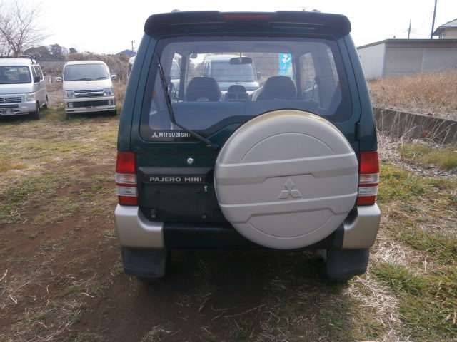Mitsubishi Pajero Mini 7