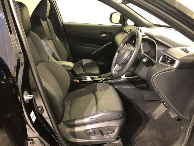 Toyota Corolla Cross 12