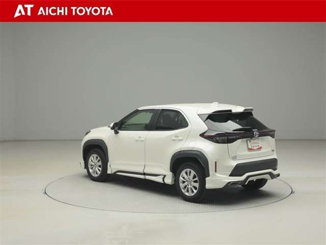 Toyota Yaris Cross 4
