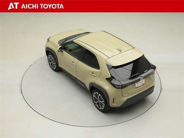 Toyota Yaris Cross 12
