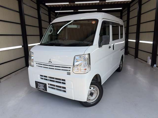 Mitsubishi Minicab Van 5