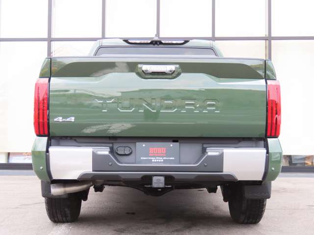Toyota Tundra 8