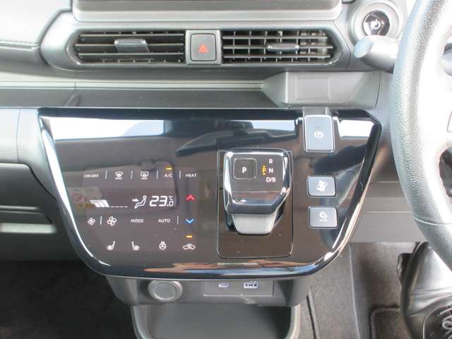 Mitsubishi eK X EV 5