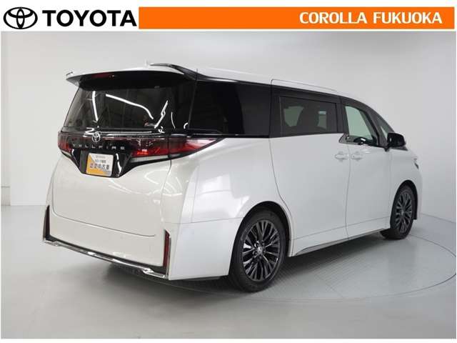 Toyota Vellfire 8