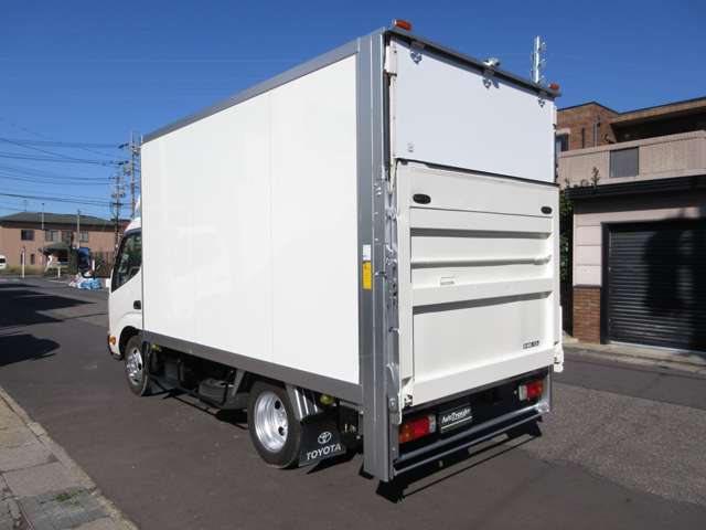 Toyota Toyoace 12