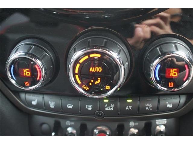 MINI Crossover 7