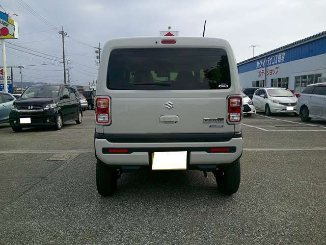 Suzuki Hustler 6