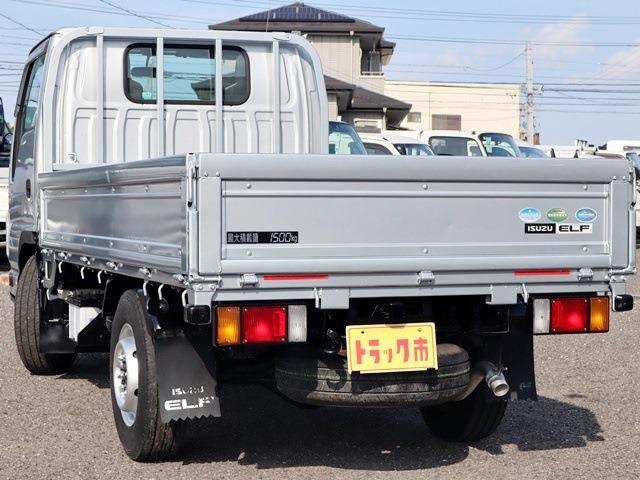 Isuzu Elf 7