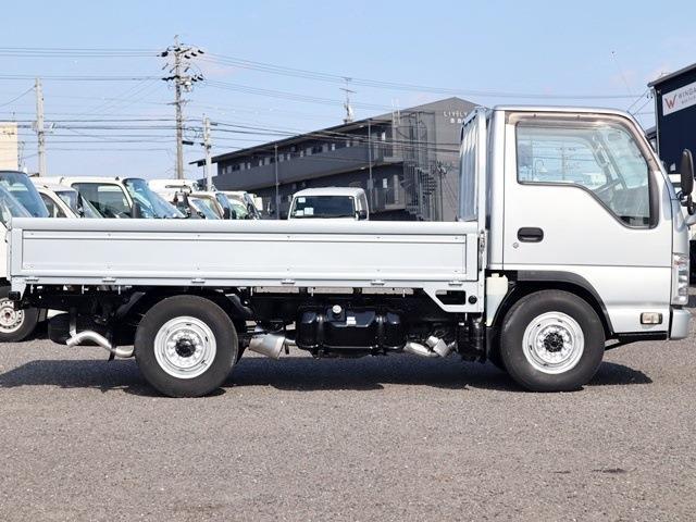 Isuzu Elf 8