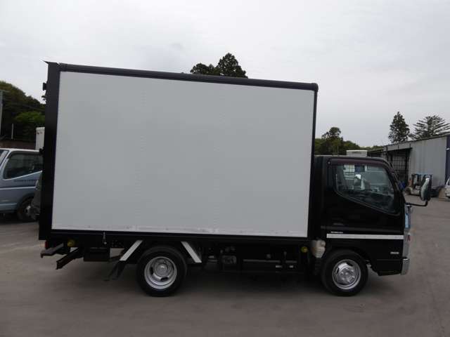 Mitsubishi Fuso Canter 7