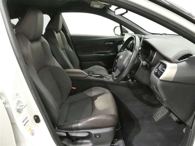 Toyota C-HR 11