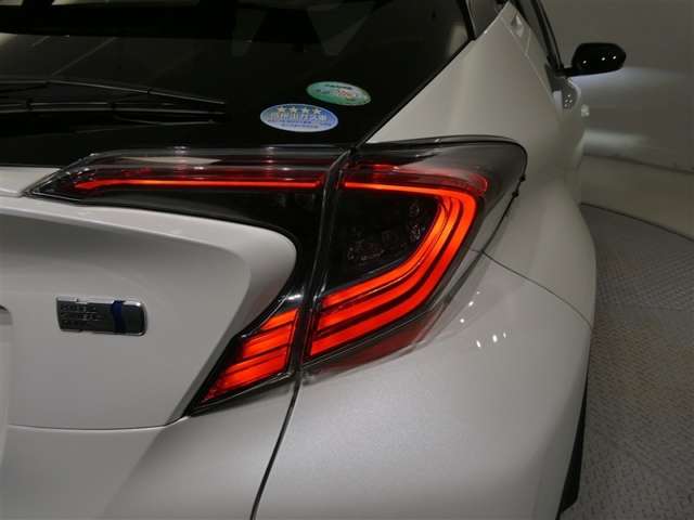 Toyota C-HR 7