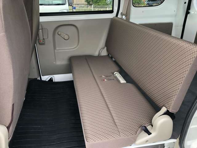 Nissan NV100 Clipper 13