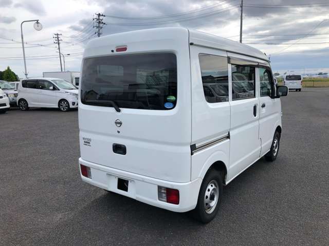 Nissan NV100 Clipper 8
