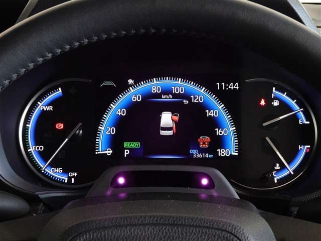 Toyota Voxy 10