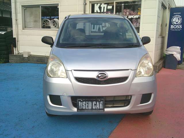 Daihatsu Mira 2