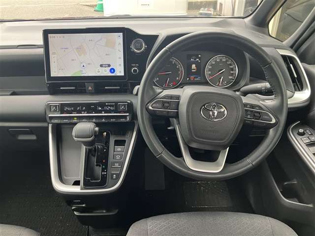 Toyota Voxy 10