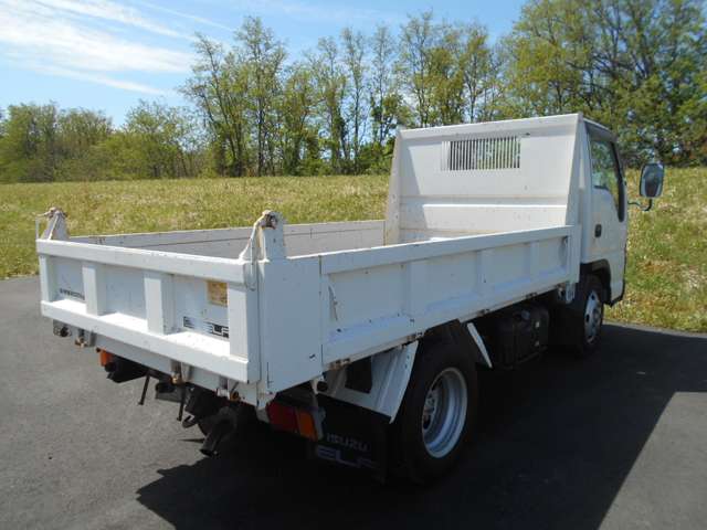Isuzu Elf 5