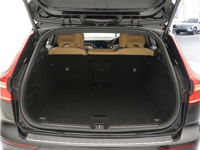 Volvo V60 Cross Country 10