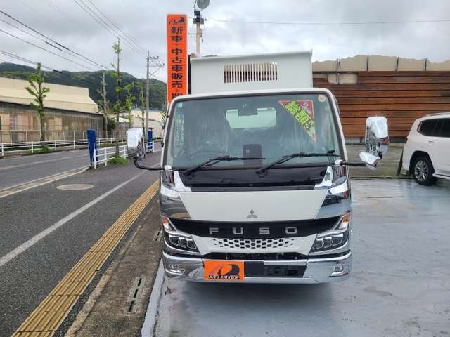 Mitsubishi Fuso Canter 2