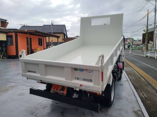 Mitsubishi Fuso Canter 6