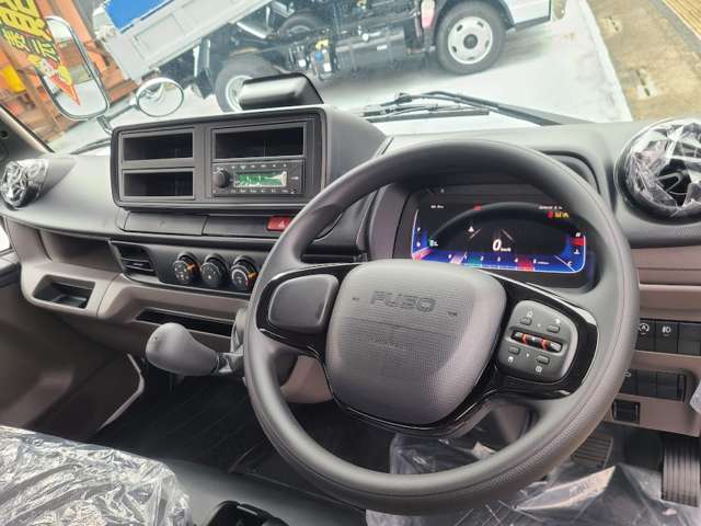 Mitsubishi Fuso Canter 10