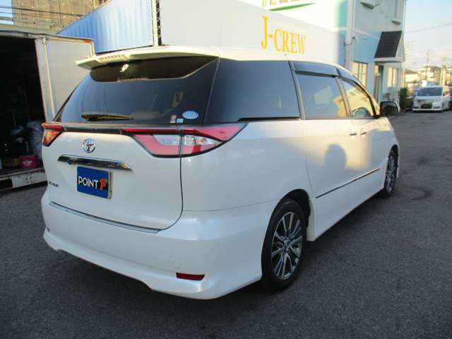 Toyota Estima 12