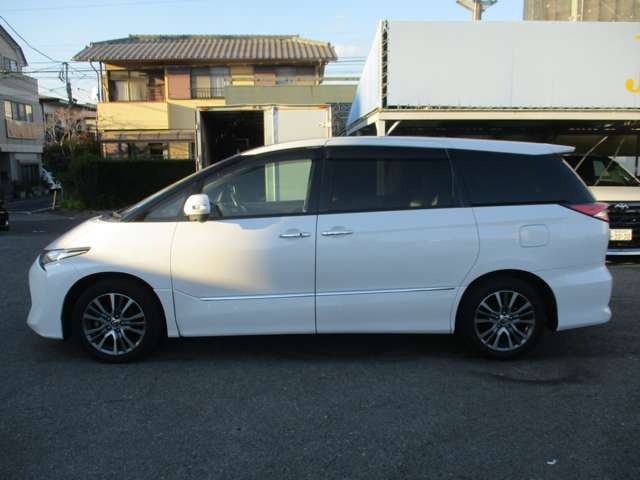 Toyota Estima 9