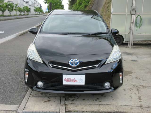 Toyota Prius α 6