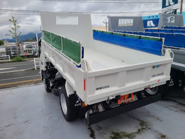 Mitsubishi Fuso Canter 5