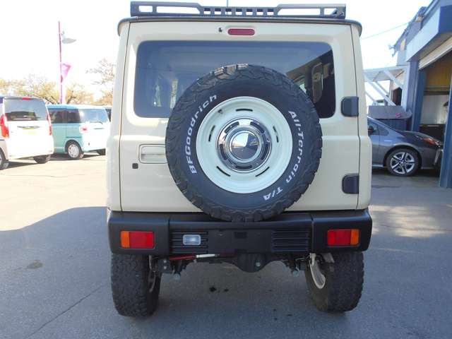 Suzuki Jimny 5