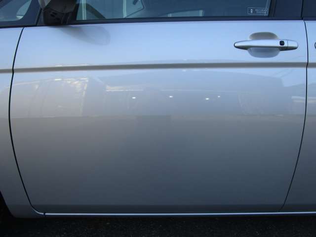 Toyota Isis 3
