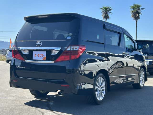 Toyota Alphard 2