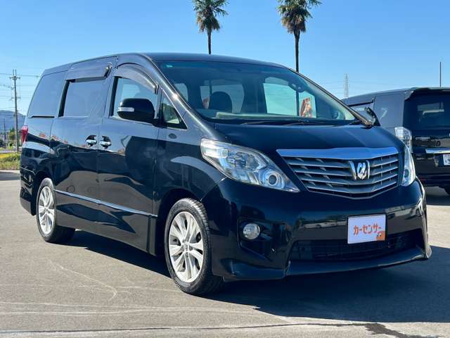 Toyota Alphard 4
