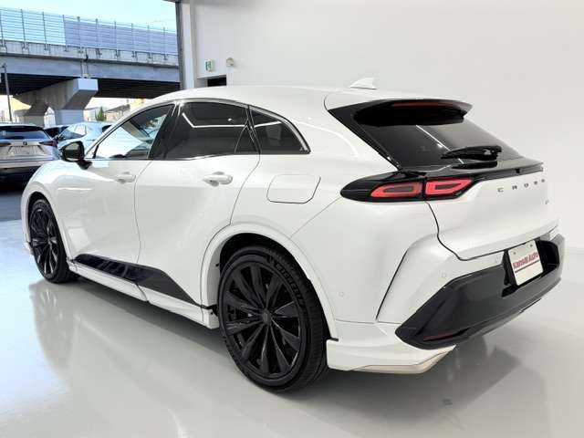 Toyota Crown Sport 8