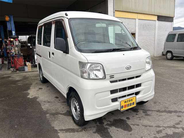 Daihatsu Hijet Cargo 10