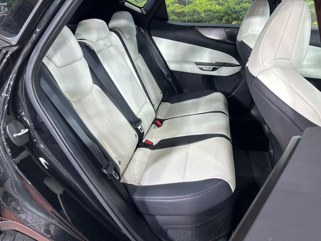 Lexus NX 9