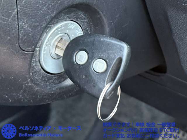 Daihatsu Mira 4