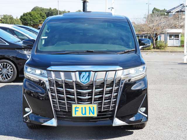 Toyota Alphard 2