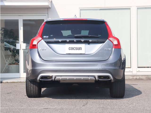 Volvo V60 Cross Country 9
