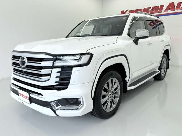 Toyota Land Cruiser 300 7