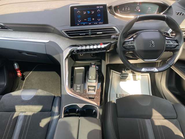Peugeot 3008 7