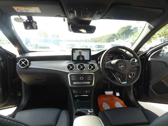 Mercedes-Benz GLA-Class 7